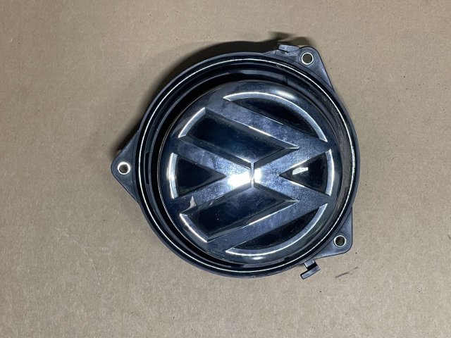 Volkswagen Passat B8 znak 3G5827469 , 510827469